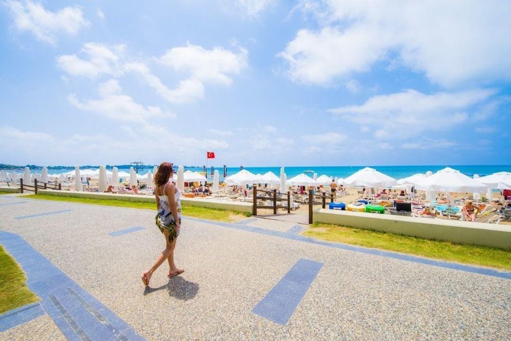 Sandy Beach Hotel Сиде Екстериор снимка